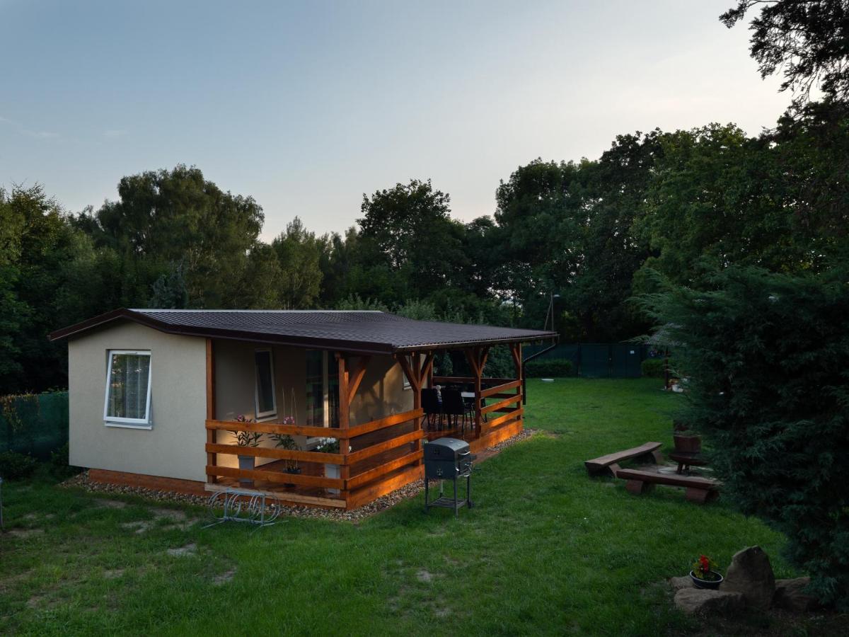 Laurahaus Villa Дечин Екстериор снимка