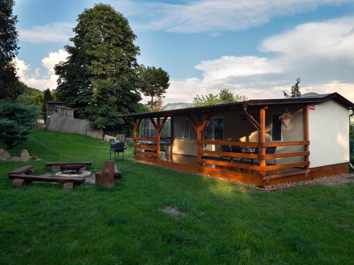 Laurahaus Villa Дечин Екстериор снимка